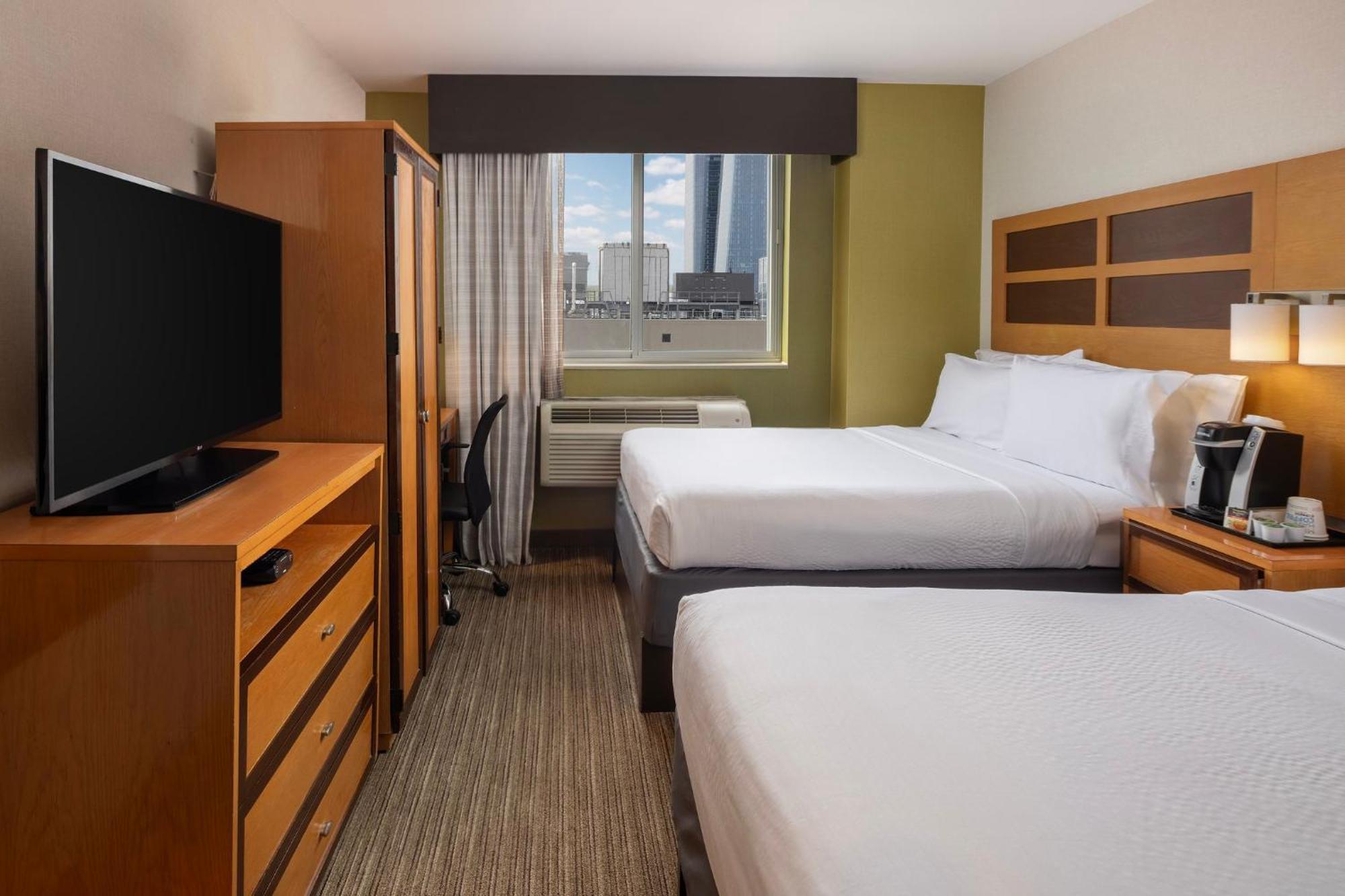 Holiday Inn Express - Times Square By Ihg New York Eksteriør bilde